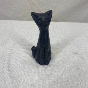 Hand Carved Black Stone Cat Figurine Miniature Folk Art Sculpture 3.5 Inch